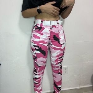 Mid rise camo pants